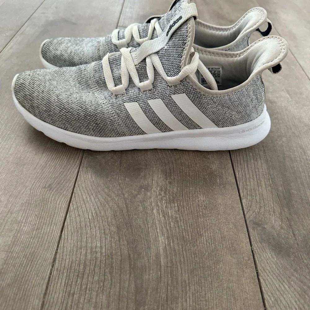 Adidas Womens Cloudfoam Pure 2.0 H04756 Gray Running Shoes Sneakers Size 9.5